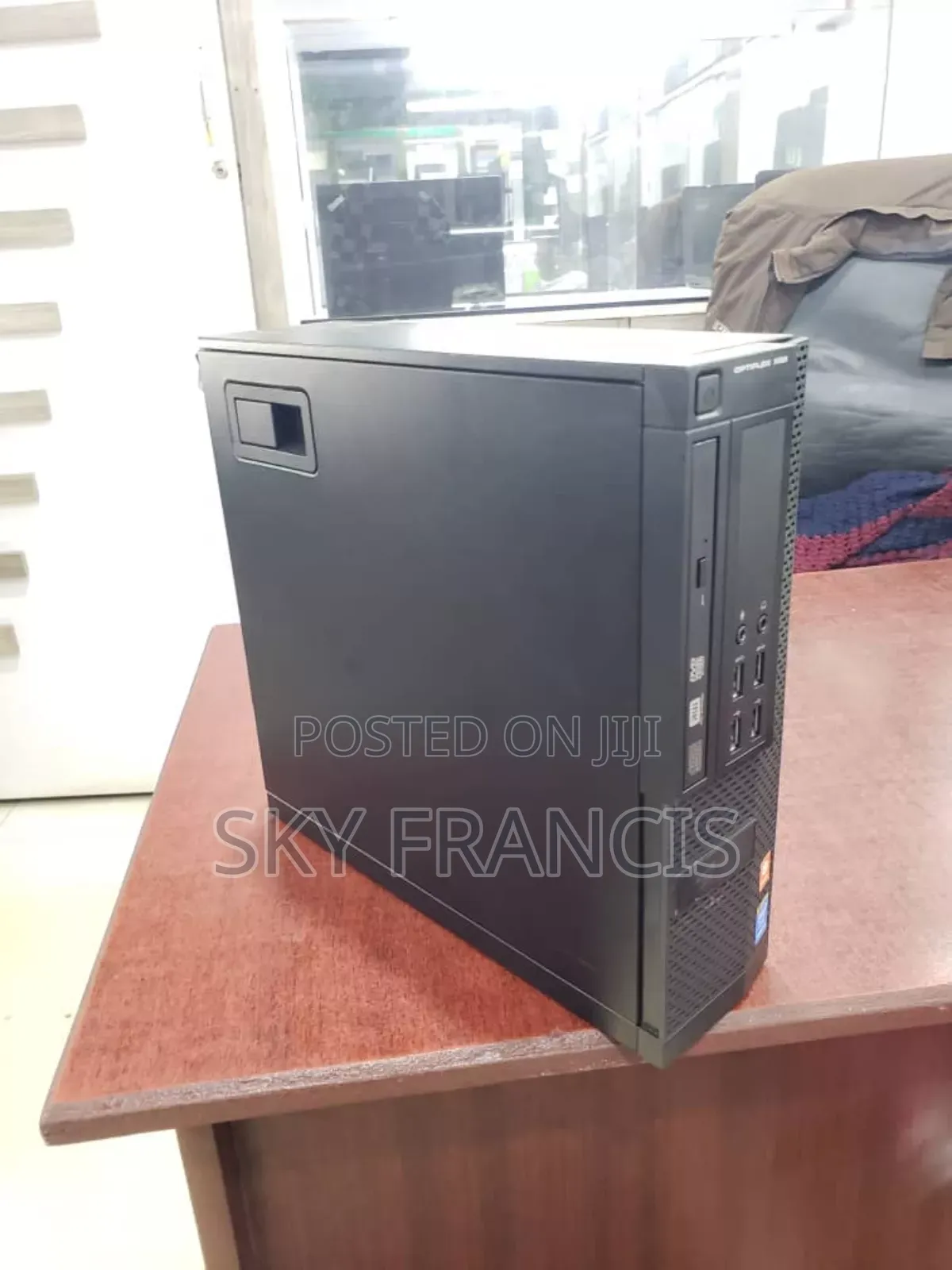 Desktop Computer Dell 4GB Intel Core I5 HDD 500GB