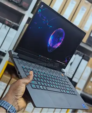 New Laptop Dell Alienware M16 16GB Intel Core Ultra 7 SSHD (Hybrid) 1T