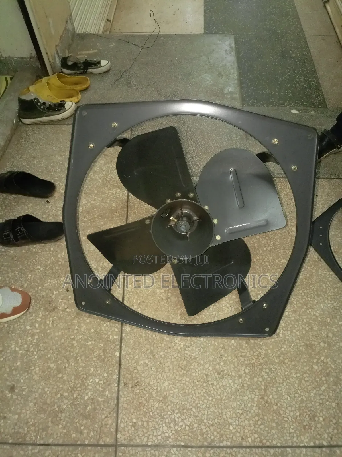 Industrial Heavy Duty 24" Fans