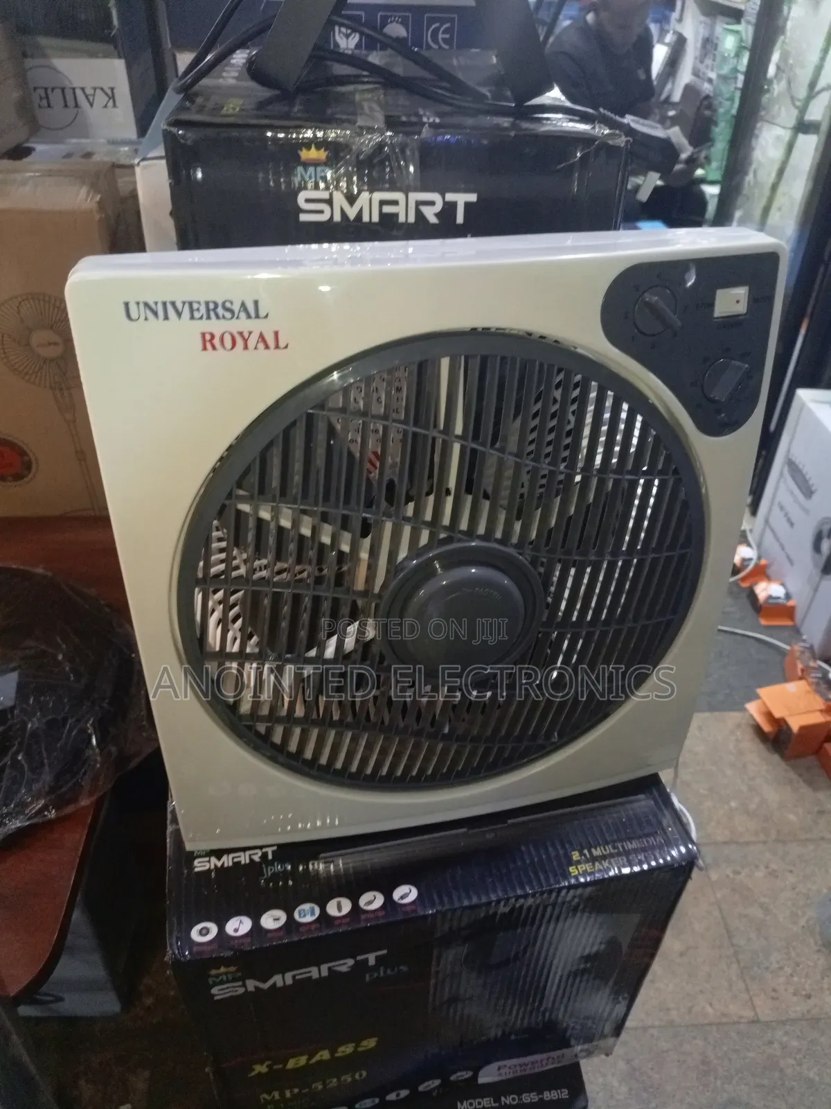 Universal Table Fan