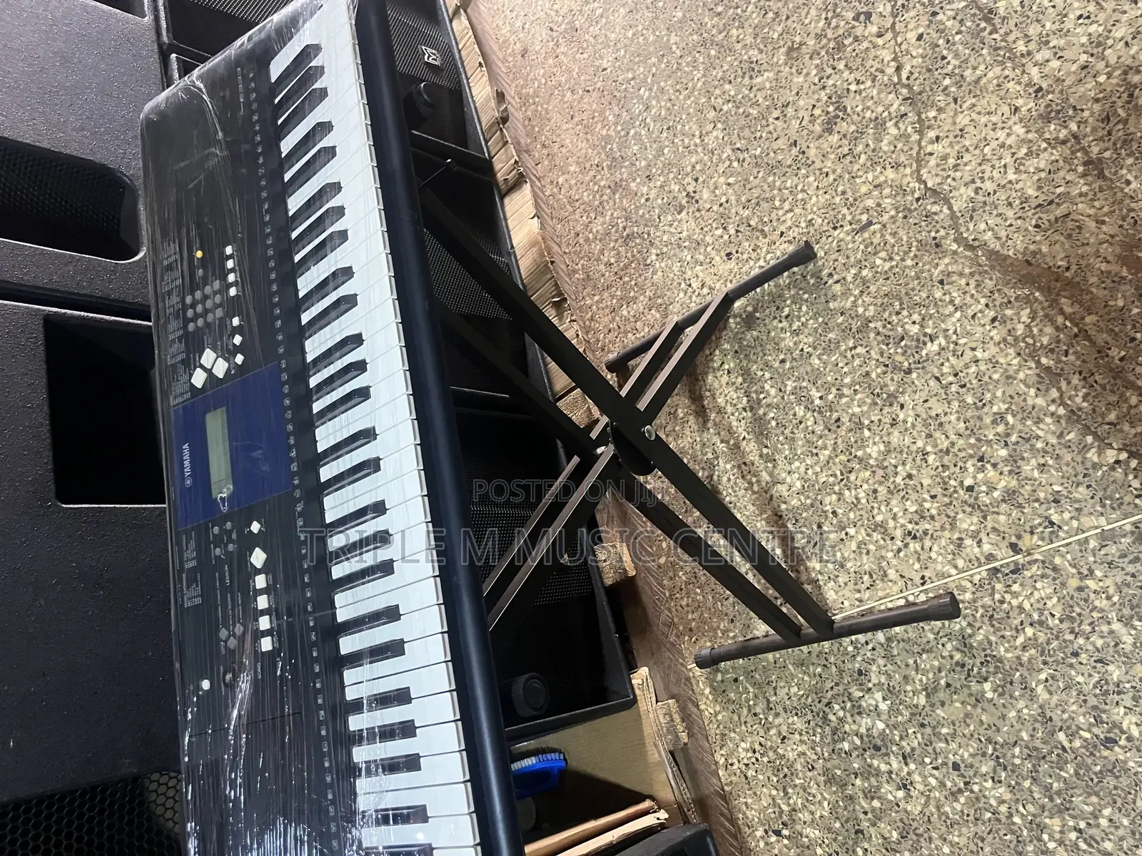 Piano Stand