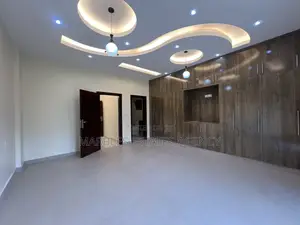 3bdrm Apartment in Primrose, Central Division for rent