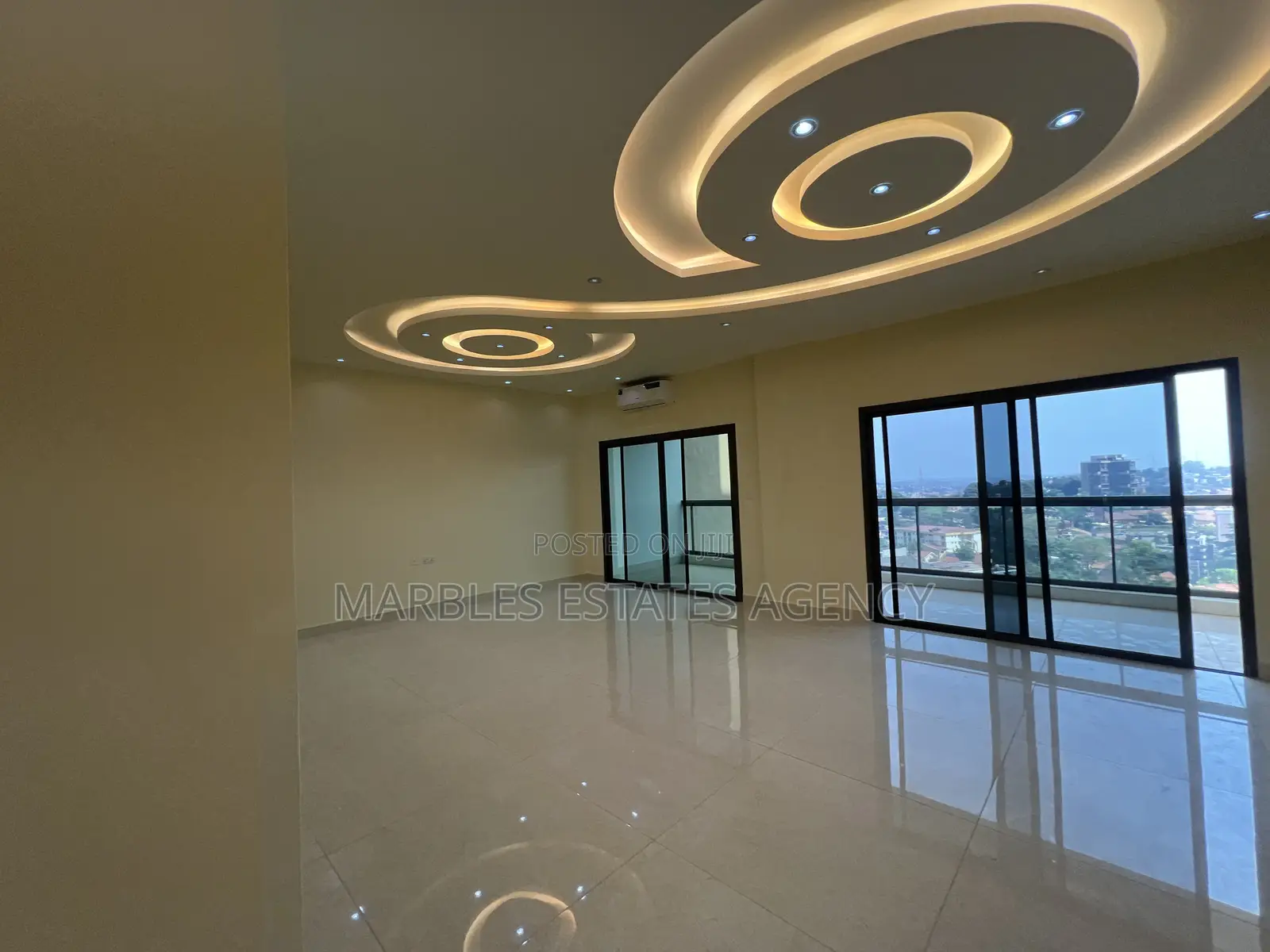 3bdrm Apartment in Primrose, Central Division for rent