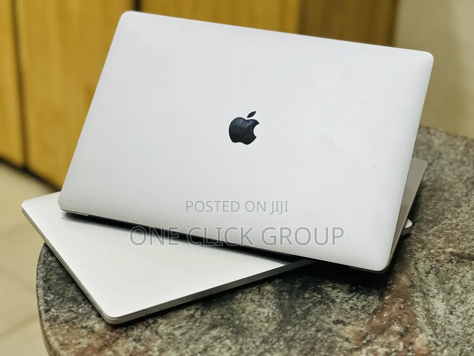 Laptop Apple MacBook Pro 2017 16GB Intel Core I7 SSHD (Hybrid) 512GB