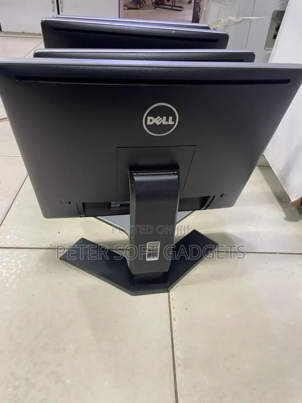 Monitors 19square