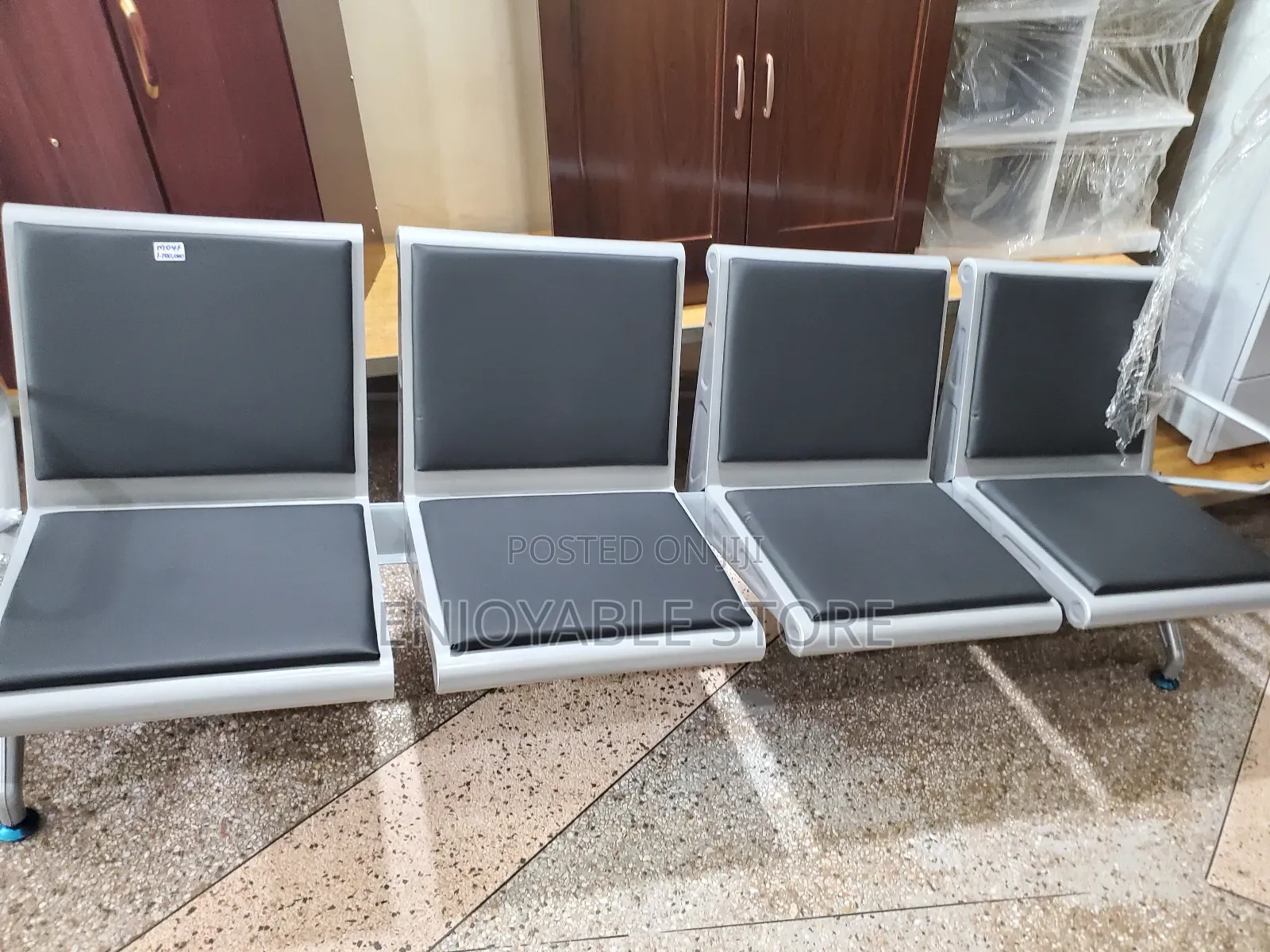 Hospital Waiting Chairs With Cautions