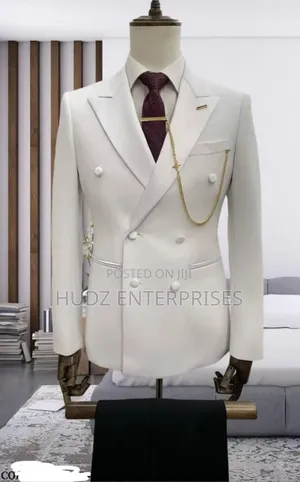 Photo - Turkish Prom Suit Cream White