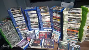 Photo - Uk CDS Video Games Available