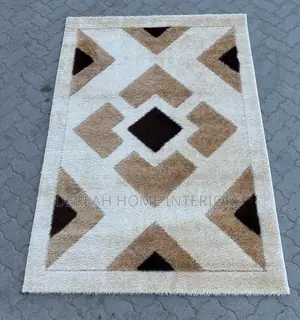 Quality Fluffy Carpets in Small Size
