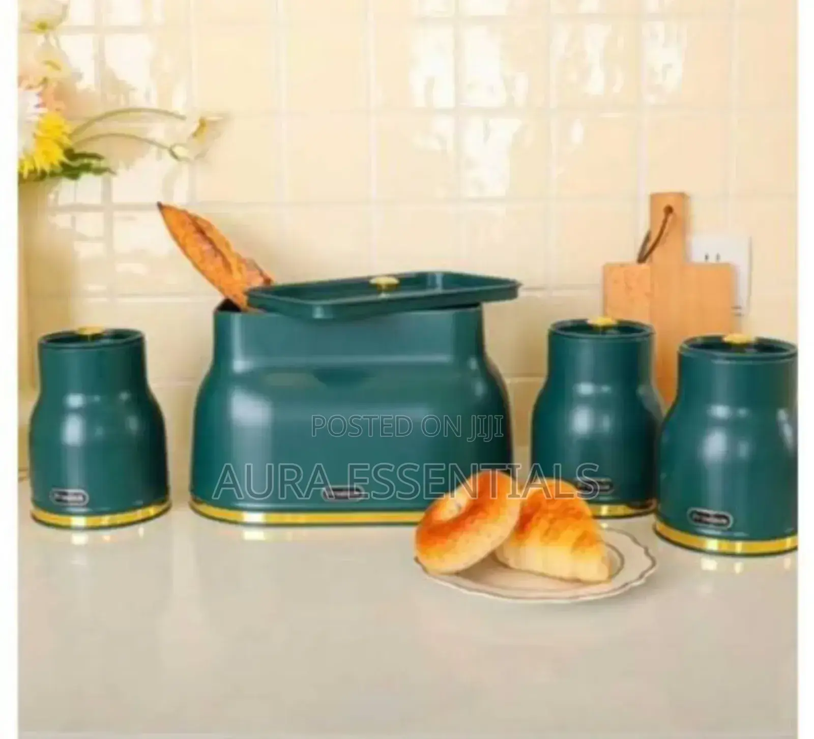 Crystal 4 Pieces Metal Bread Bin
