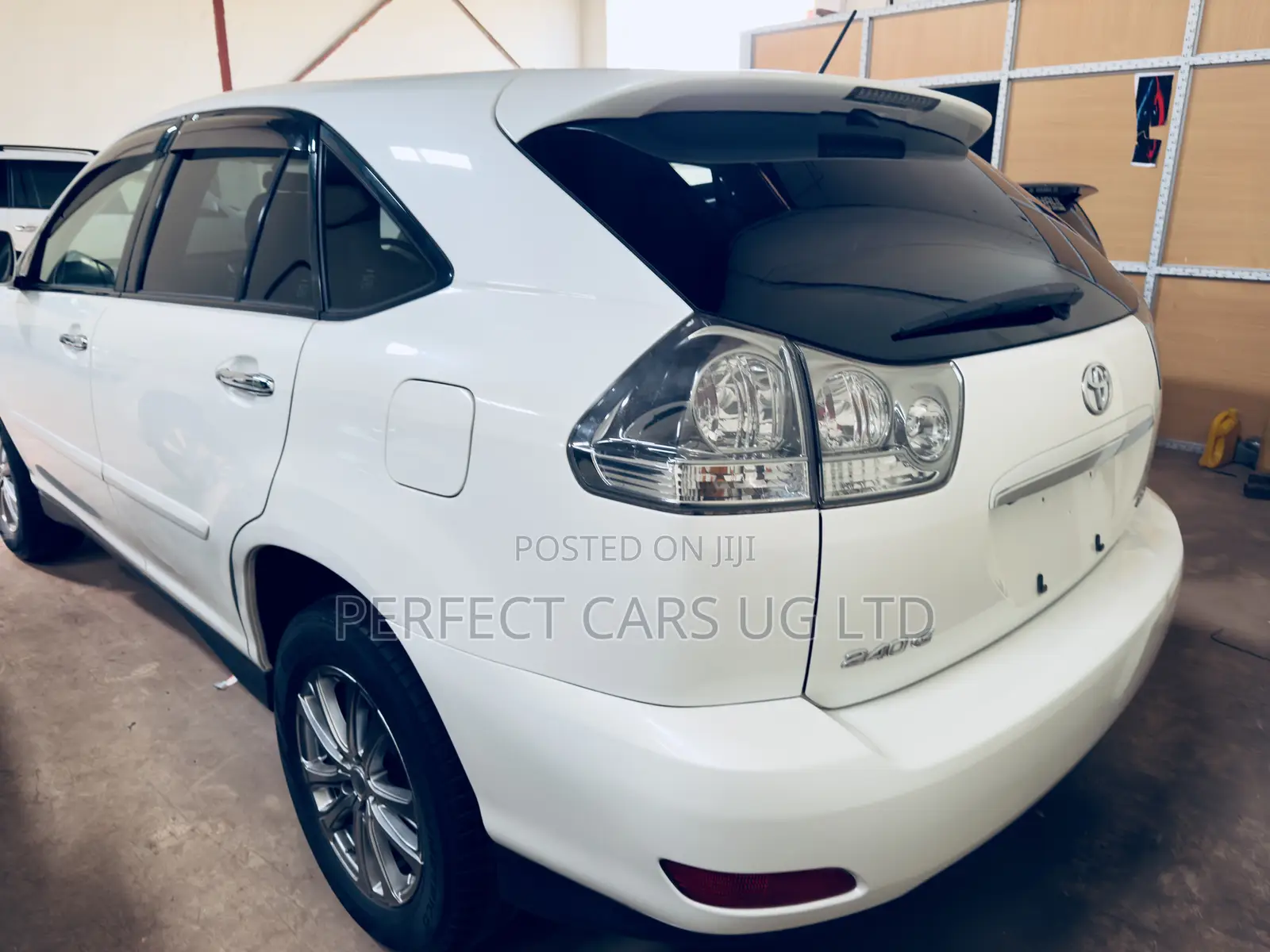 Toyota Harrier 2.4 4WD 2009 Pearl