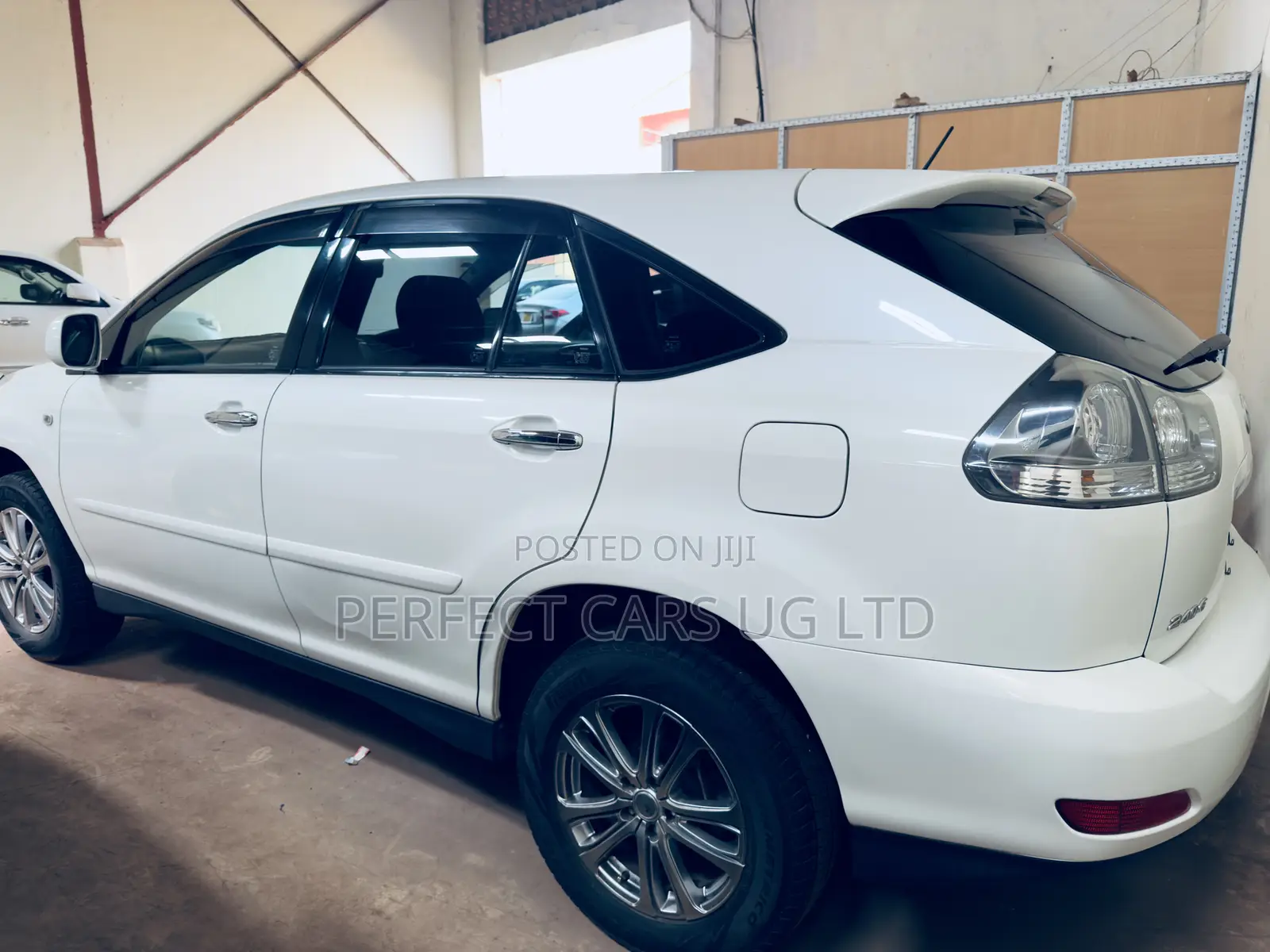 Toyota Harrier 2.4 4WD 2009 Pearl