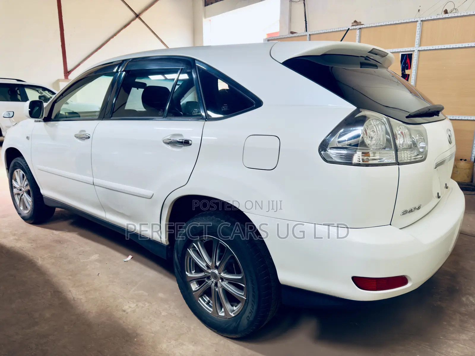 Toyota Harrier 2.4 4WD 2009 Pearl
