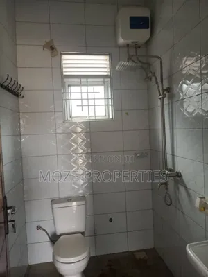 1bdrm Bungalow in Mutungo Bina, Central Division for rent