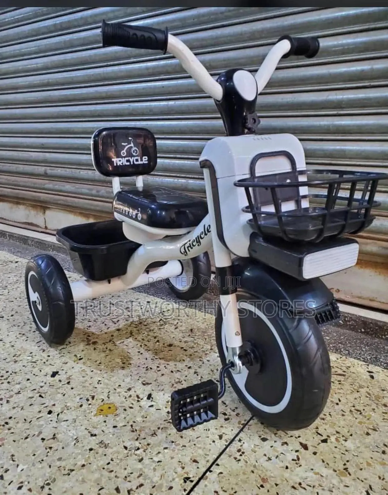 3 Wheels Children Tricycle With a Basket