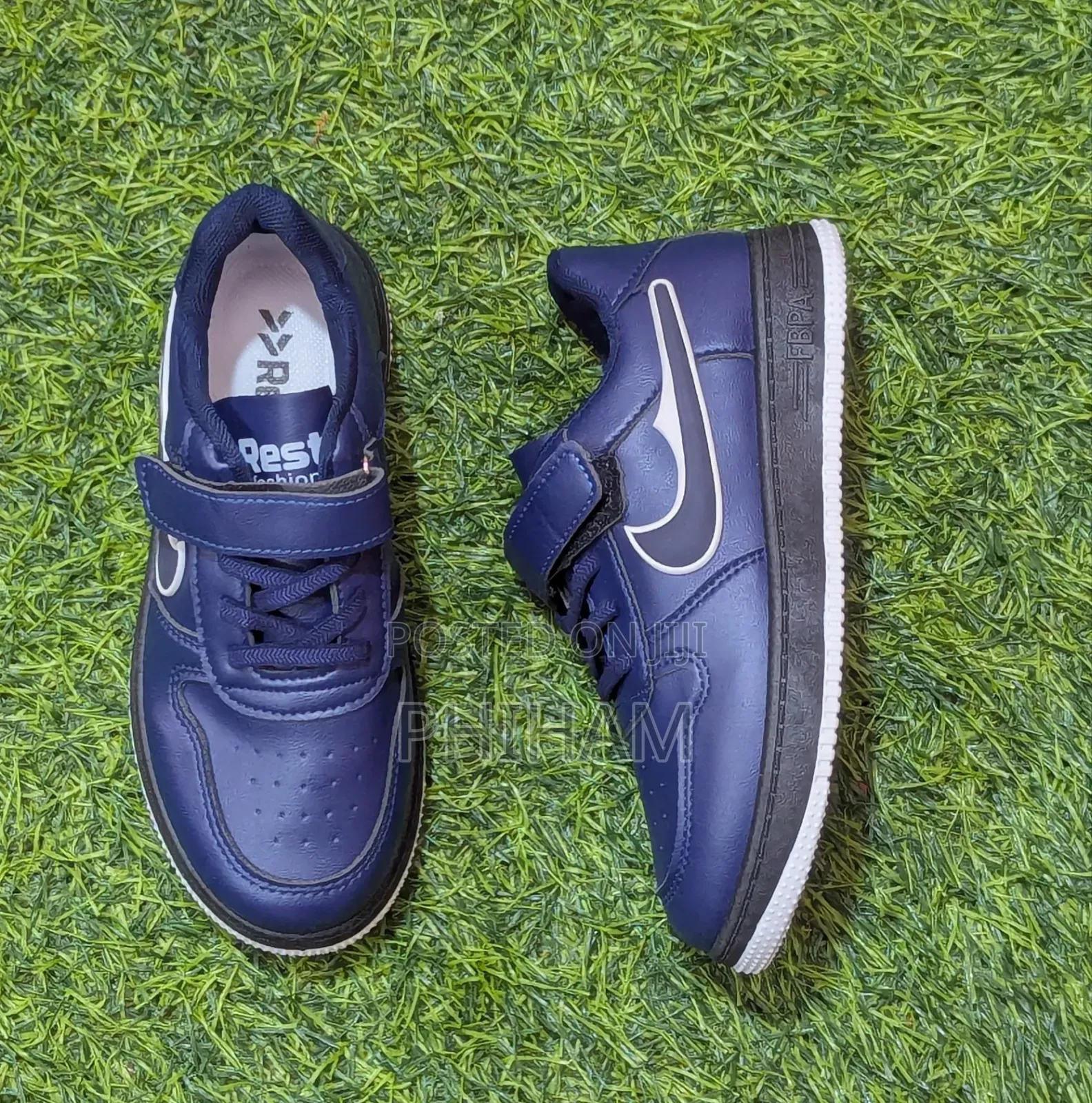 Kids Sneakers