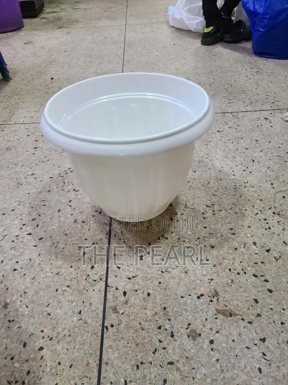 20litre Round Plastic Flower Pot