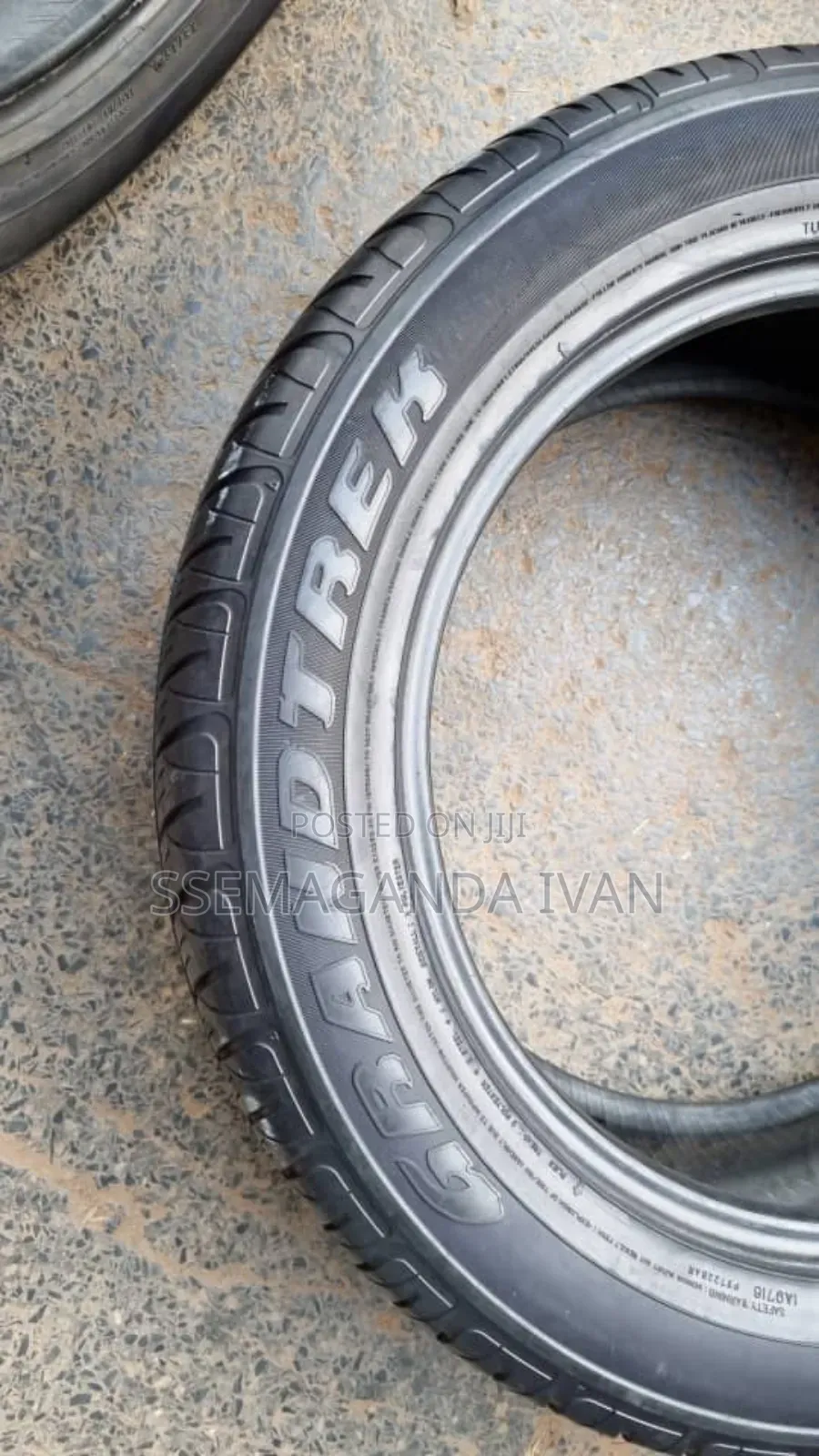 285/50r20 112v Grand Trek Made in Japan (Dunlop)