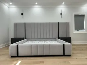 Delivery of This King-Size Bed. Modern Dressed /5x6 Leather /Bed With