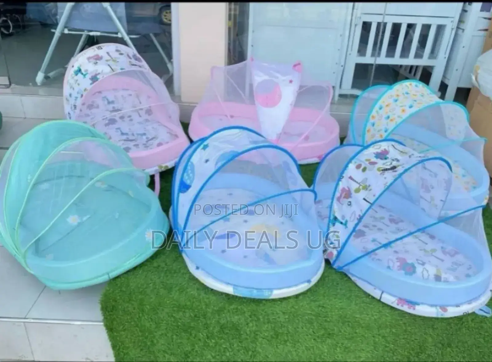 Baby Mosquito Crib
