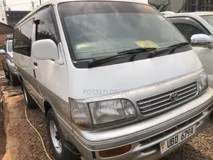 Toyota HiAce 2001
