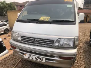Toyota HiAce 2001