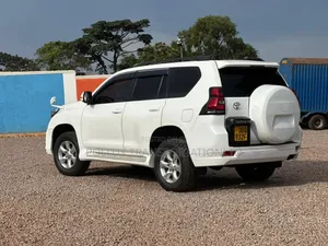 Prado TX 2015 Model for Hire