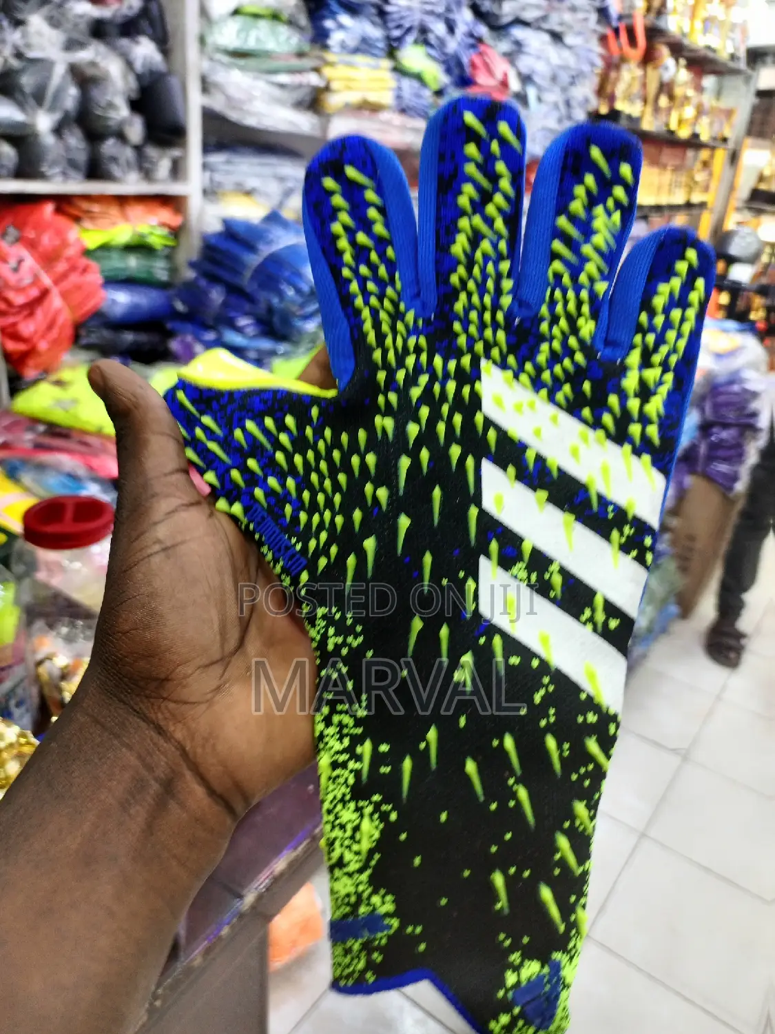 Predator Goalkeeper Gloves