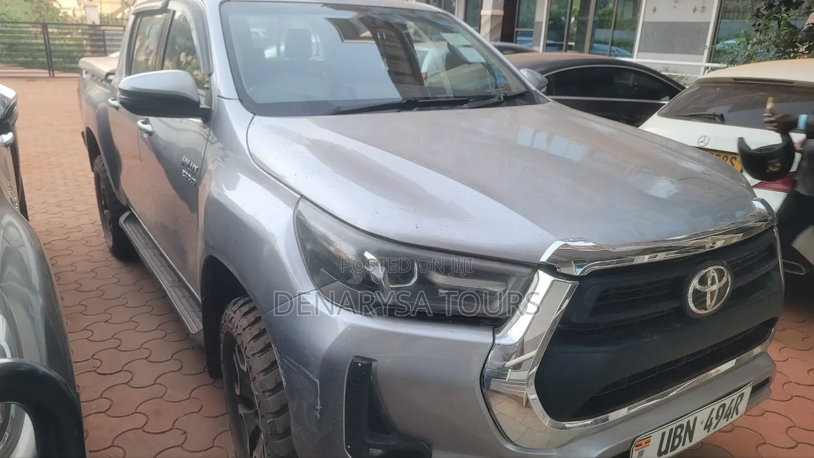 Toyota Hilux Double Cabin Pick UPS for HIRE-RENT
