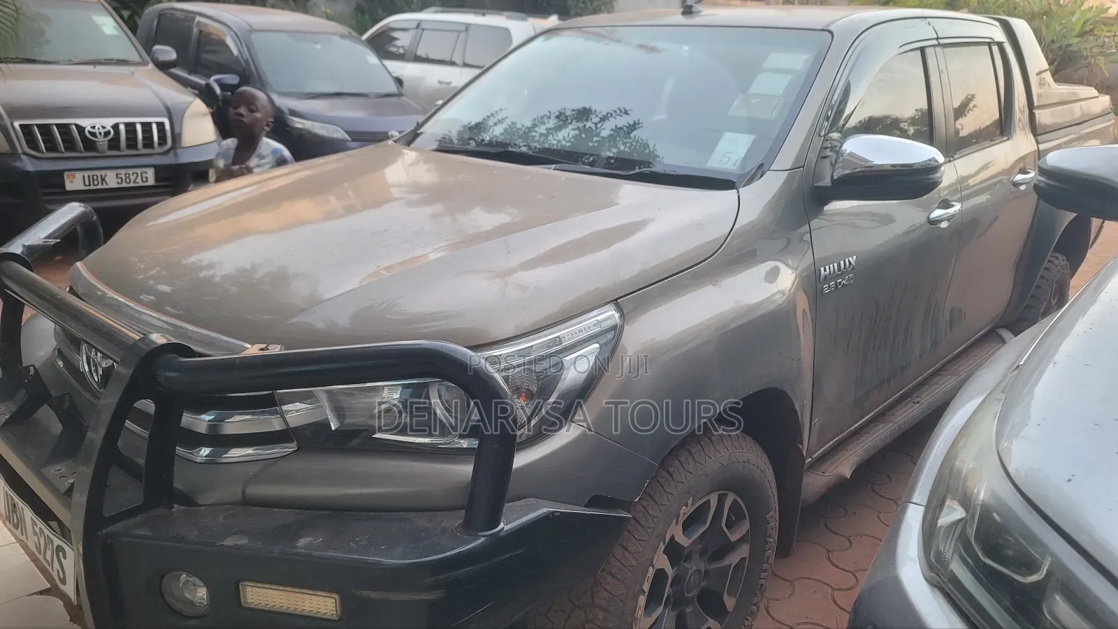 Toyota Hilux Double Cabin Pick UPS for HIRE-RENT