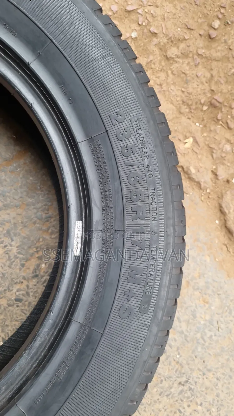 235/65r17 108h Tyres Foreign Used 4 Klugger,Harrier,Vanguard