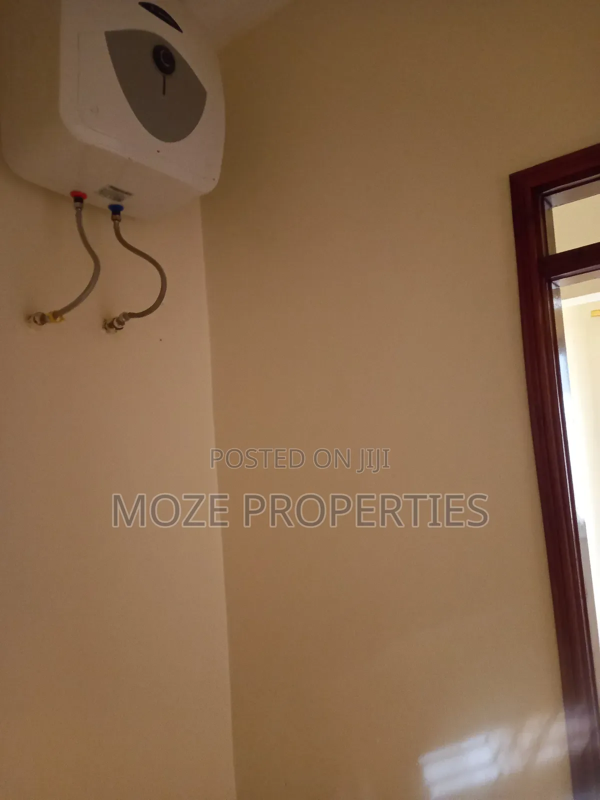 2bdrm Bungalow in Kyaliwajala Kira, Central Division for rent