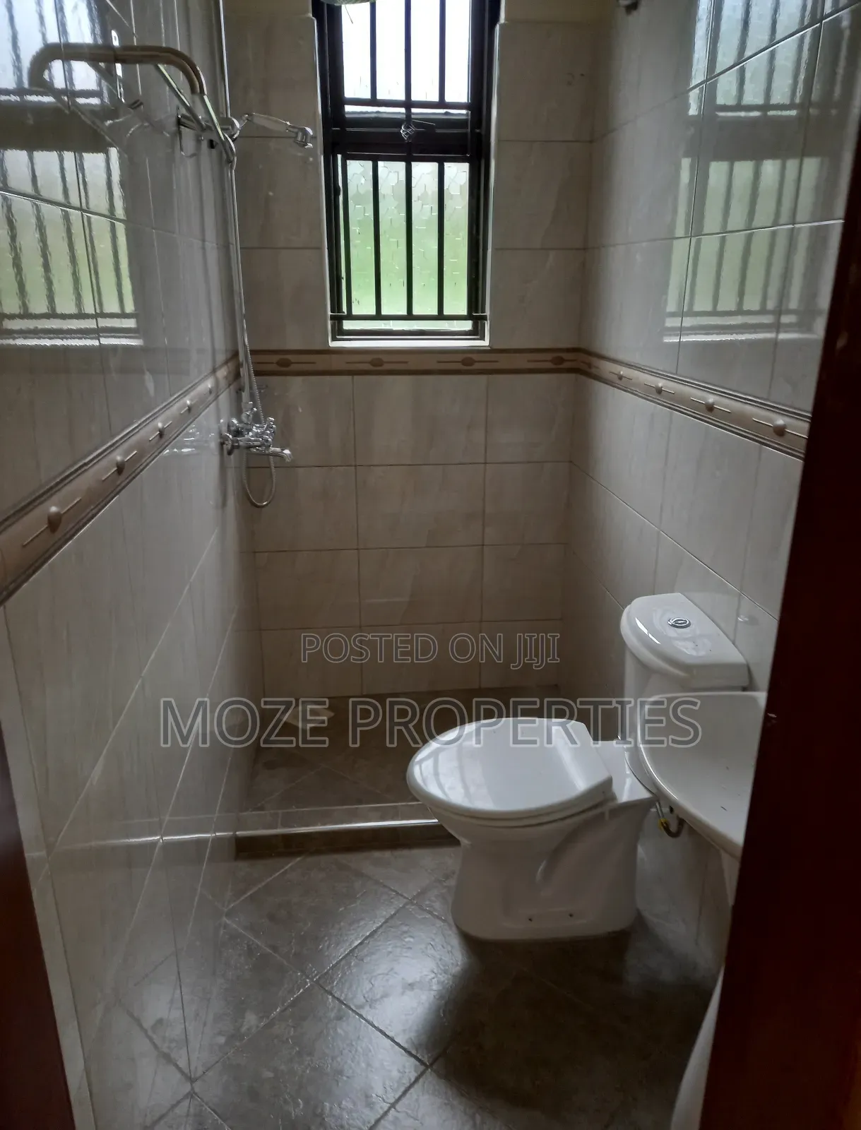 2bdrm Bungalow in Kyaliwajala Kira, Central Division for rent