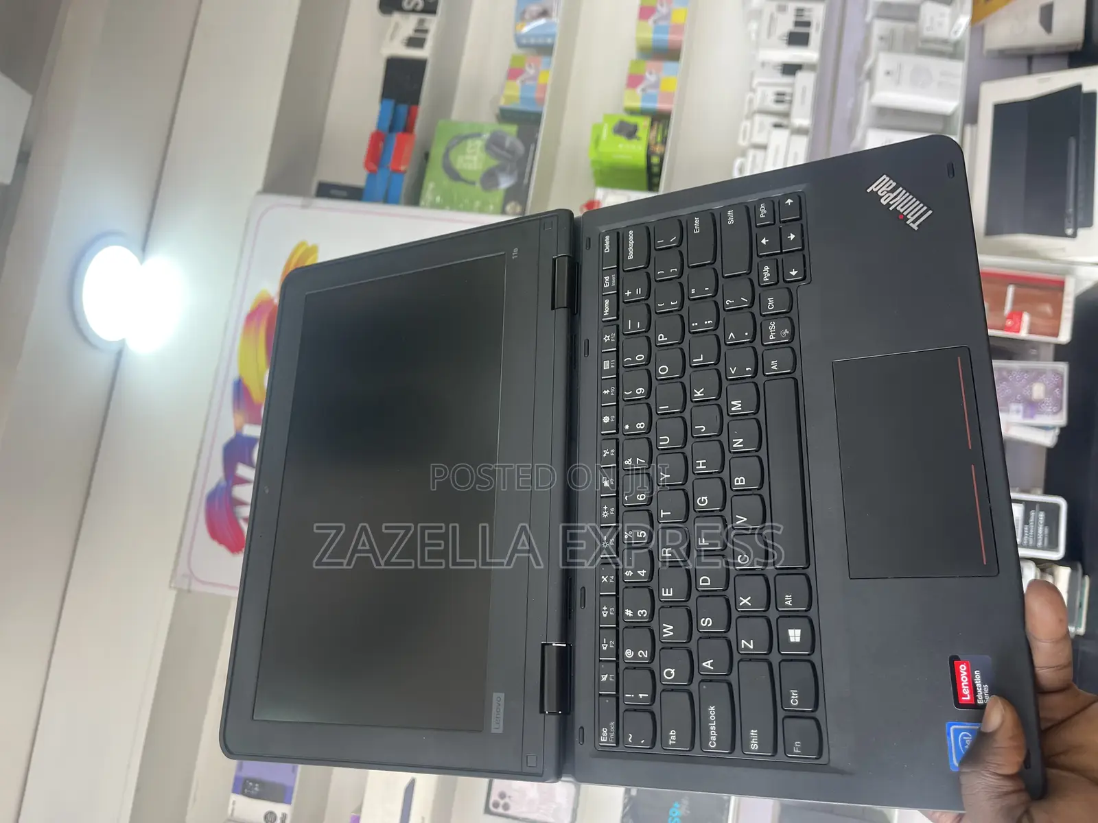 New Laptop Lenovo Yoga 11e 4GB Intel Celeron SSD 128GB