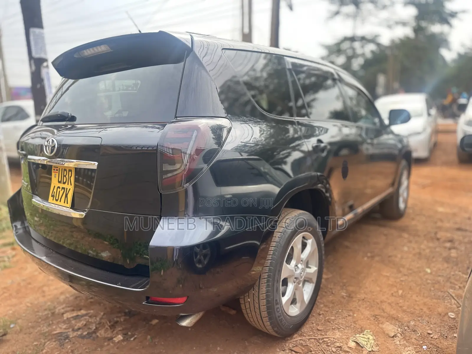 Toyota Vanguard 2011 Black