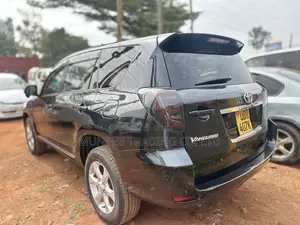 Toyota Vanguard 2011 Black