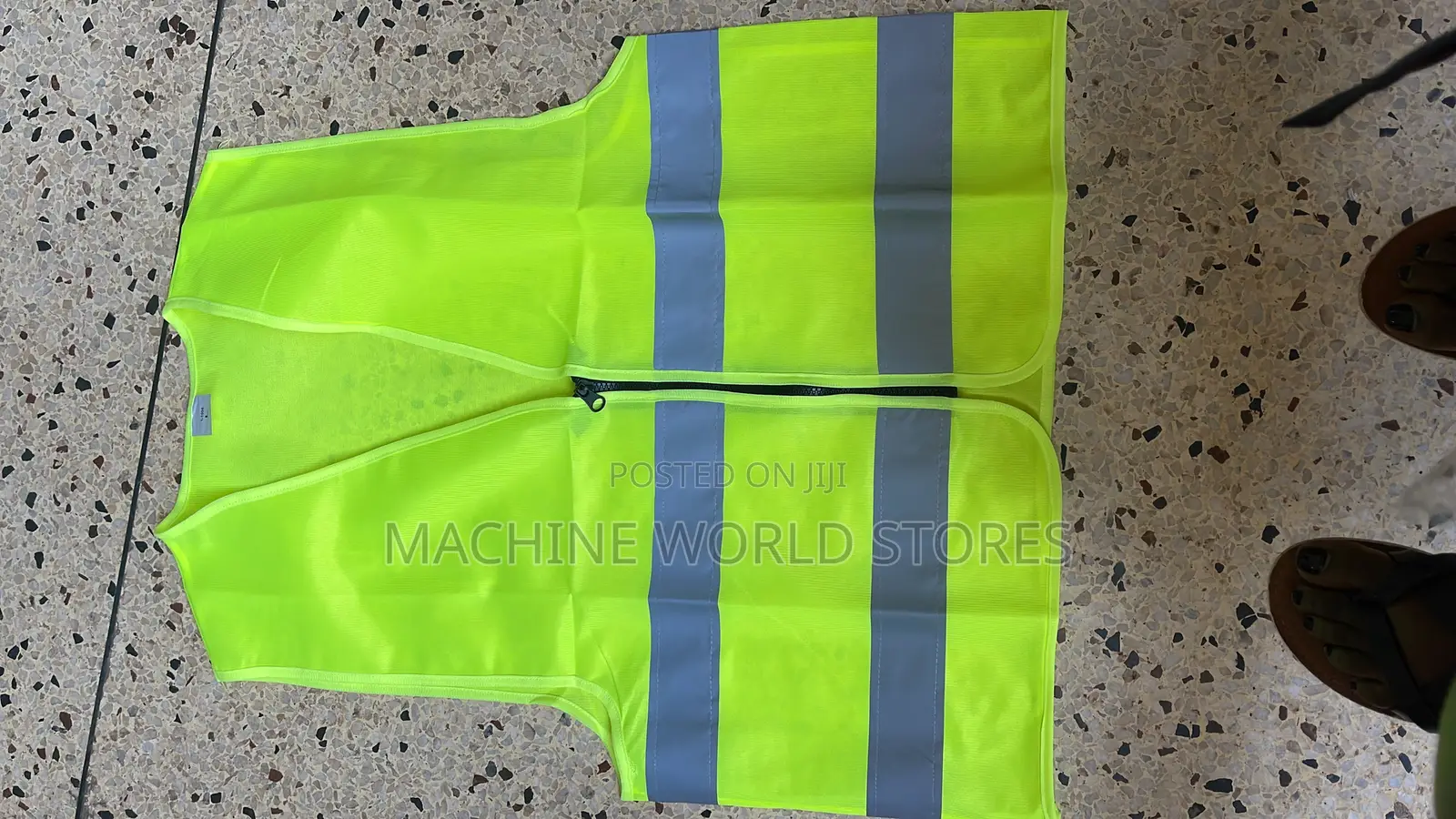 Refleective Vests With Zip