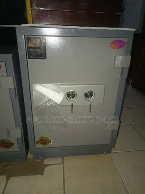 Safe Cash Box