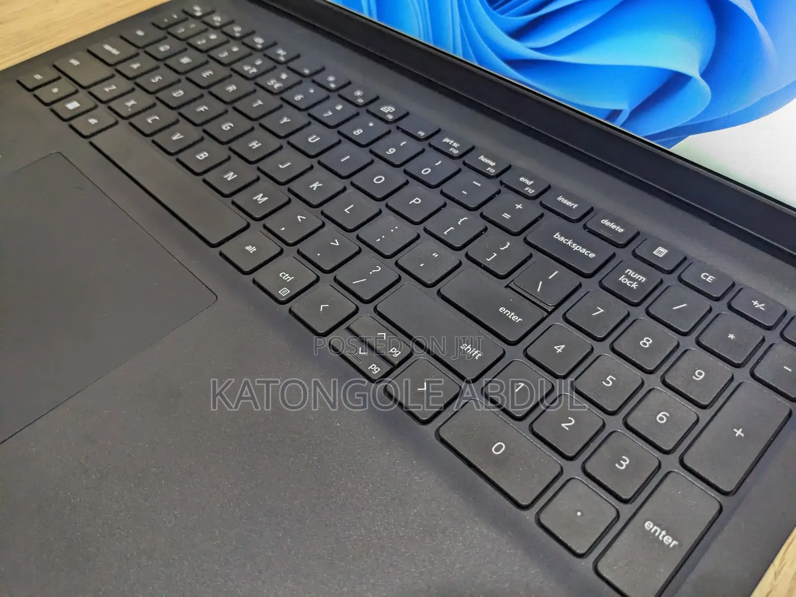 New Laptop Dell Inspiron 15 3521 16GB AMD Ryzen 7 SSD 512GB