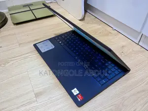 New Laptop Dell Inspiron 15 3521 16GB AMD Ryzen 7 SSD 512GB