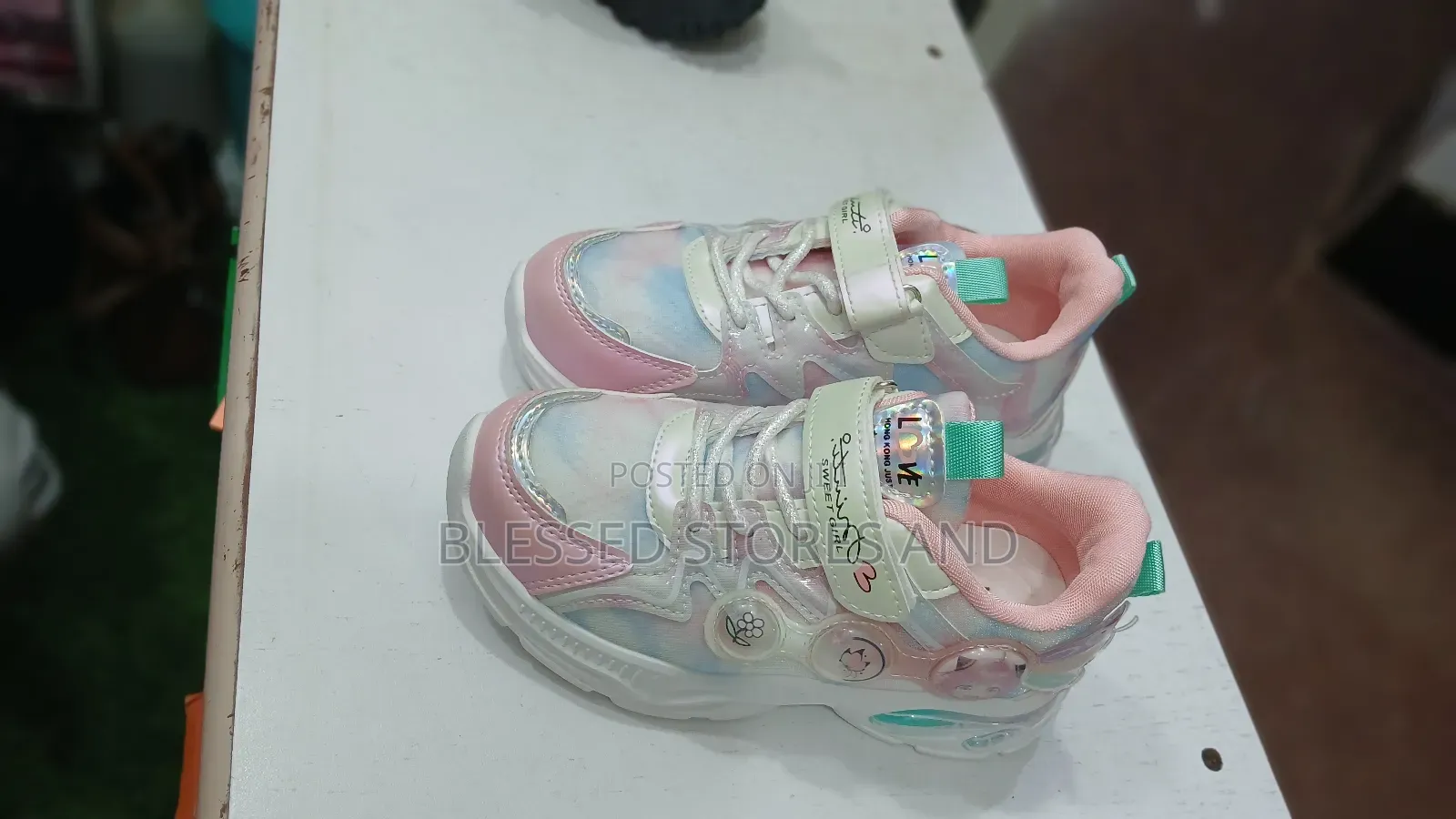 Kid’S Sneakers
