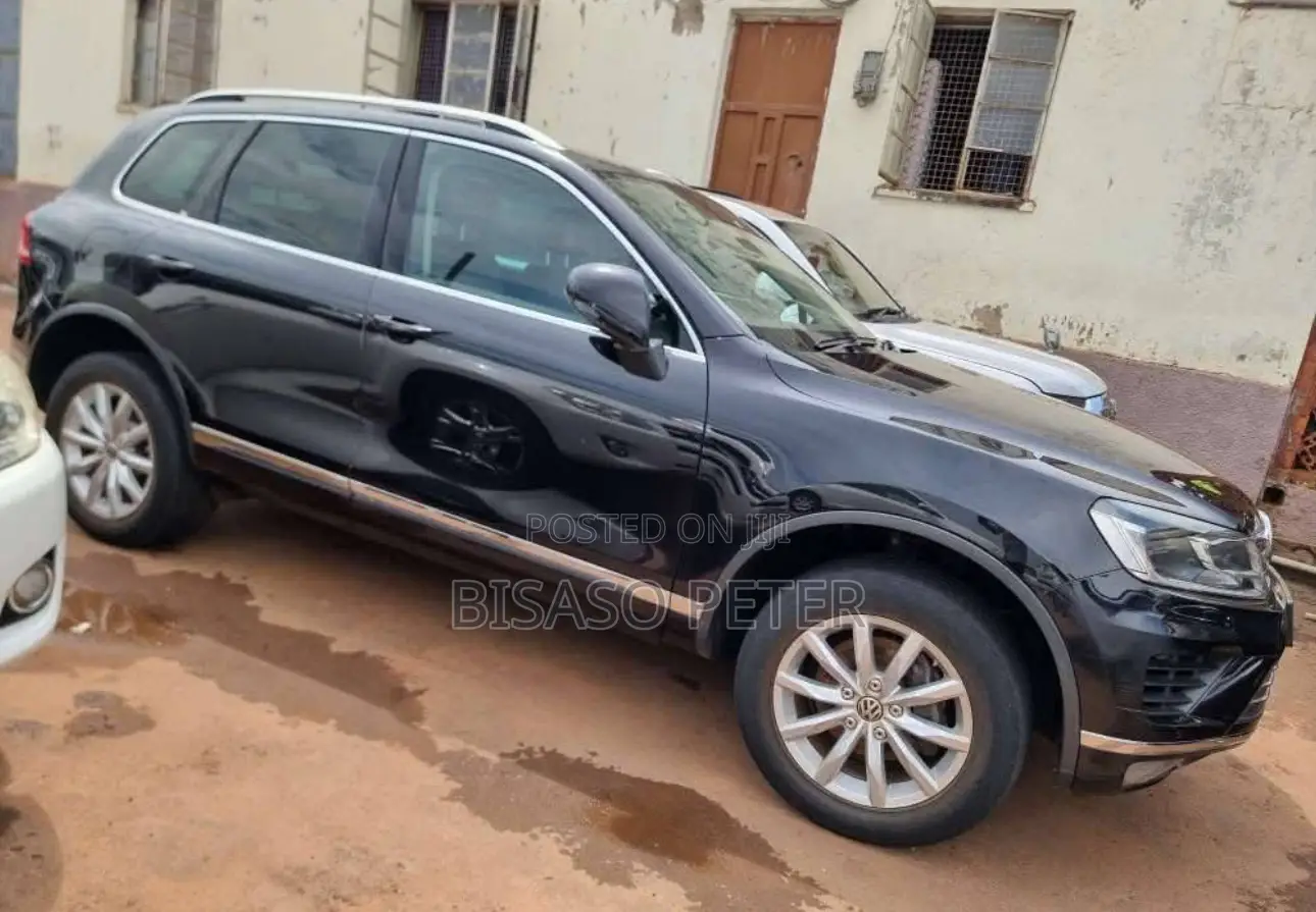 Volkswagen Touareg 2015 Black