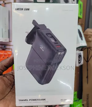 Travel Powerbank and Adapter / Fast Charging Powerbank