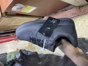 Nike Air Force 1 Blak