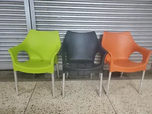 High Quality Plastic Chairs Plastic Chairs