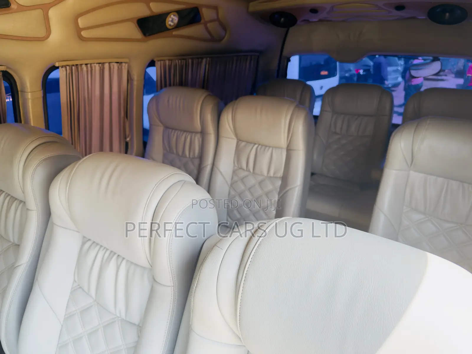 Toyota HiAce 2008 White