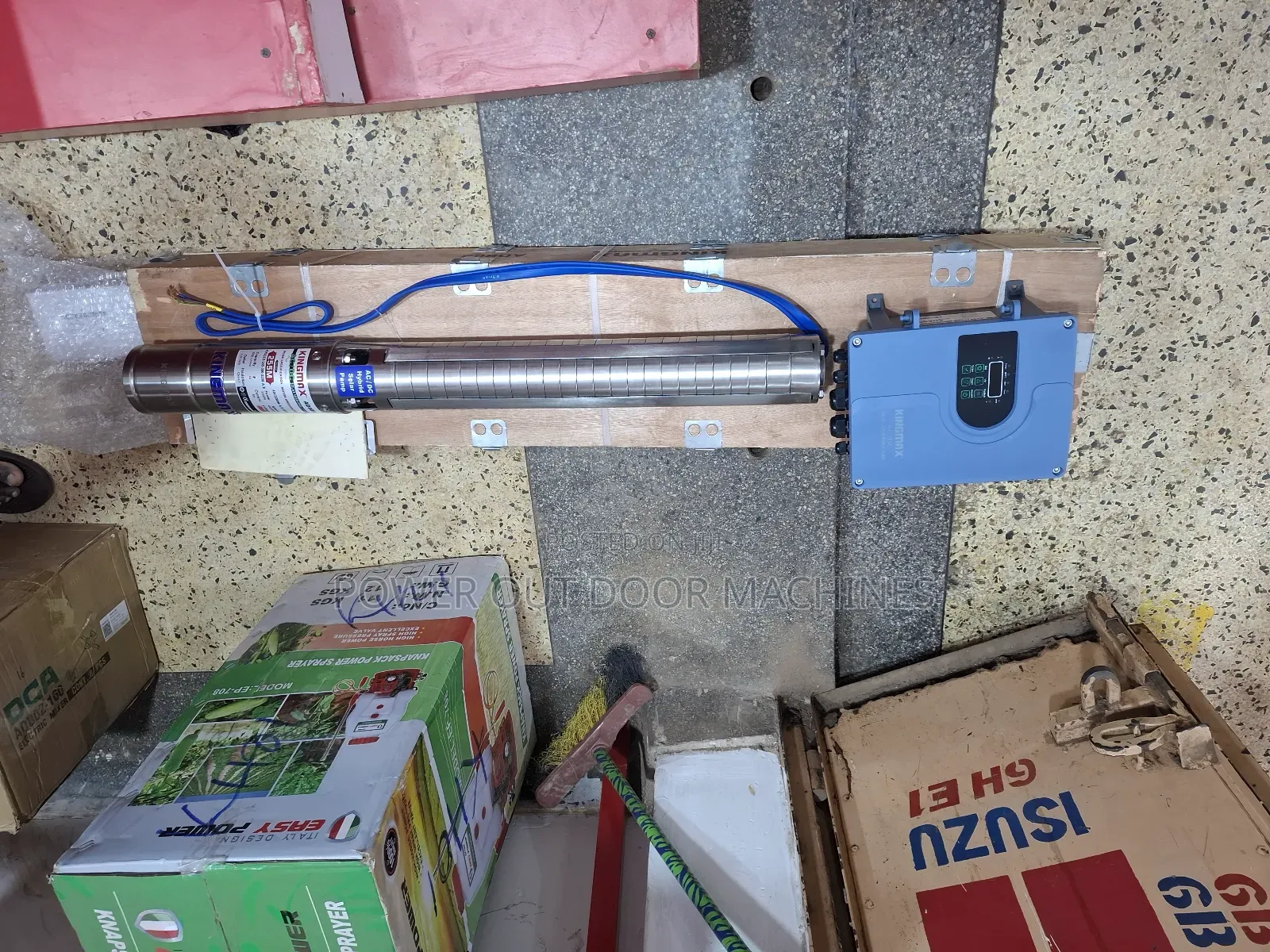 Hybrid (Solar / Electric) Submersible Water Pump