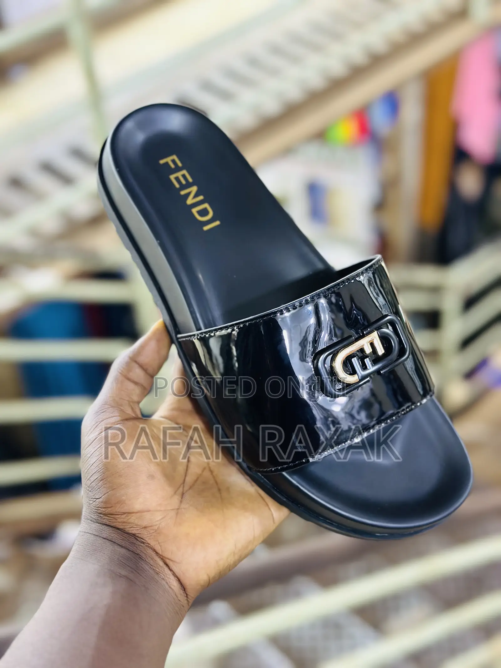 Original Luxury Shinny Fendi Push in Sandals in Stock