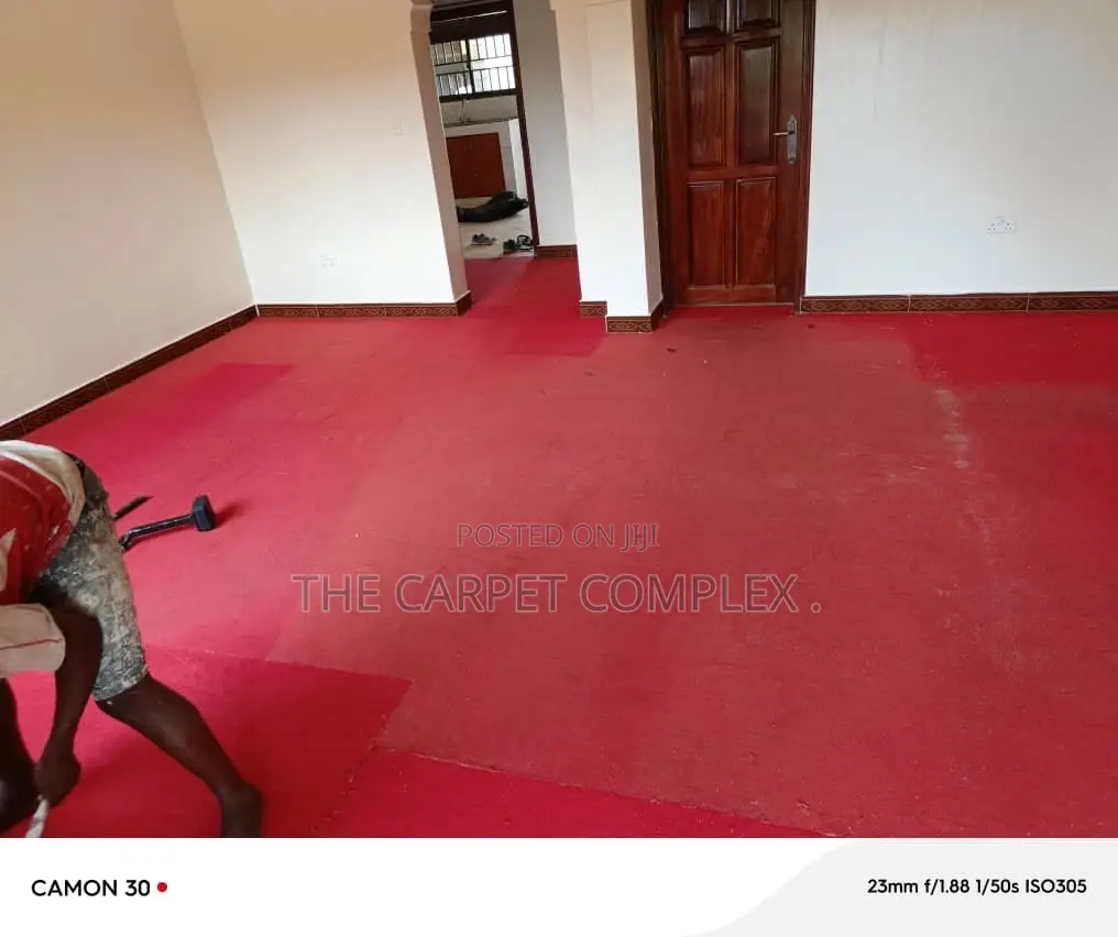 Modern Floor Red Carpets Sqauremeter