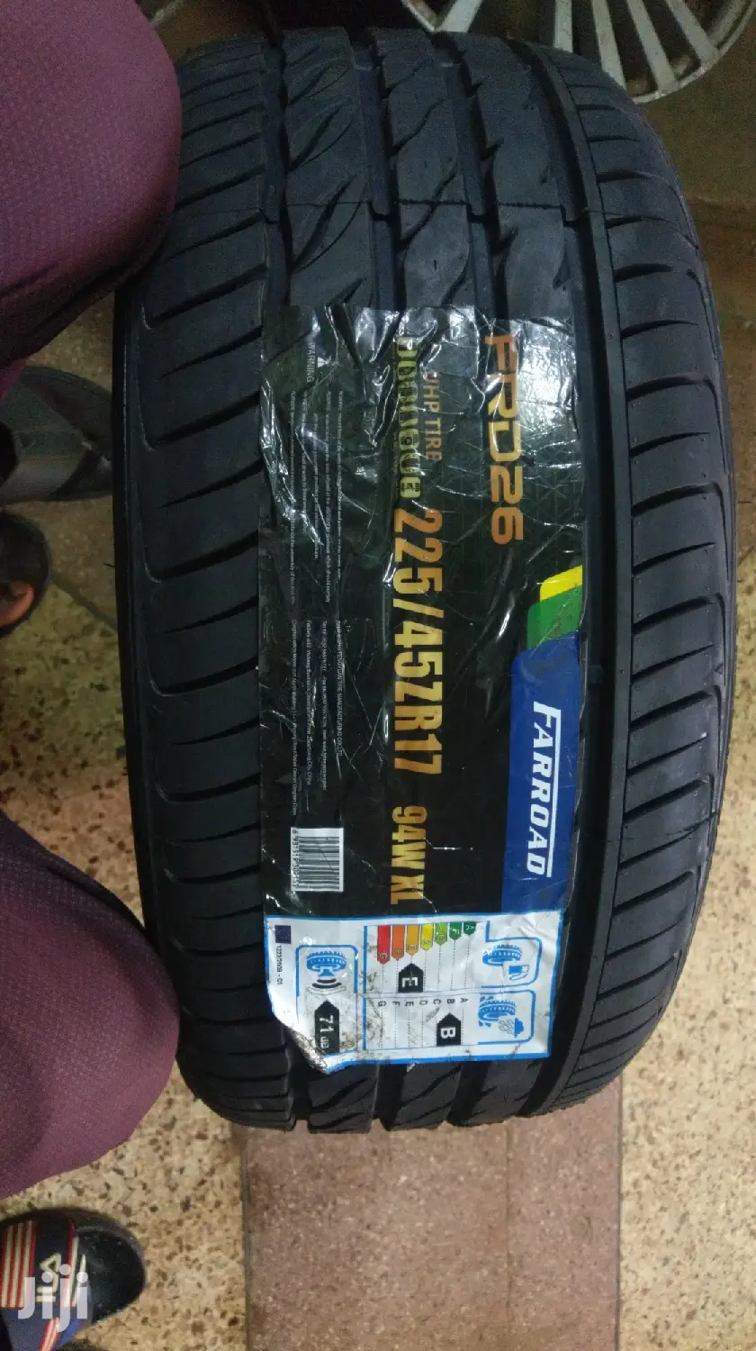 Subaru,Alteza,Nissan Fuga,Celica,Mark X Tyres